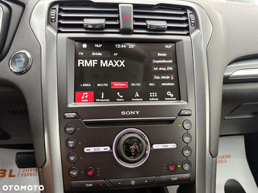 Ford Mondeo 2.0 TDCi Titanium 4WD PowerShift - 19