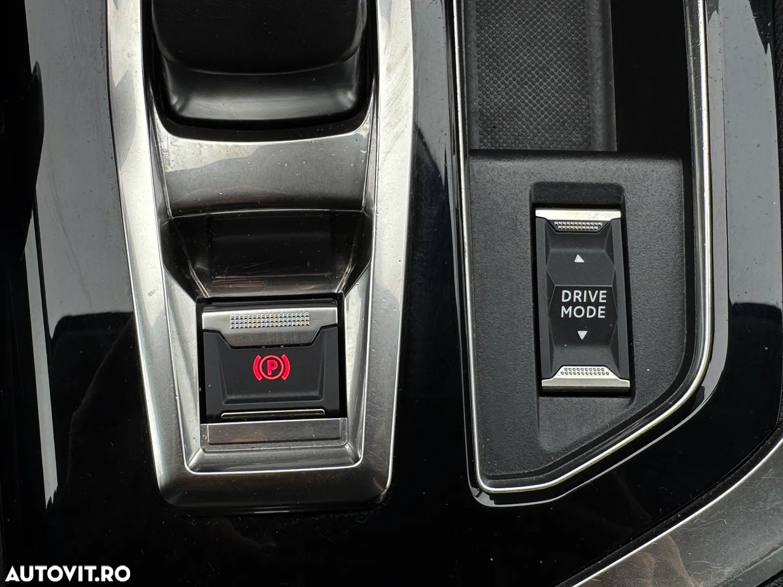 Peugeot 3008 Plug-In Hybrid 225 e-EAT8 Allure Pack - 37