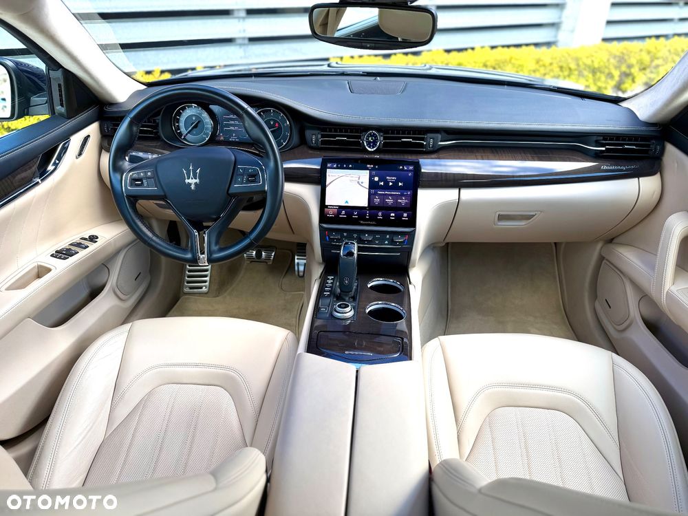 Maserati Quattroporte GranLusso S - 18