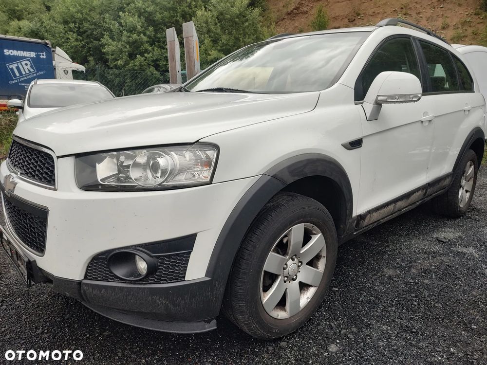 Chevrolet Captiva 2.4 2WD Travel Edition - 1