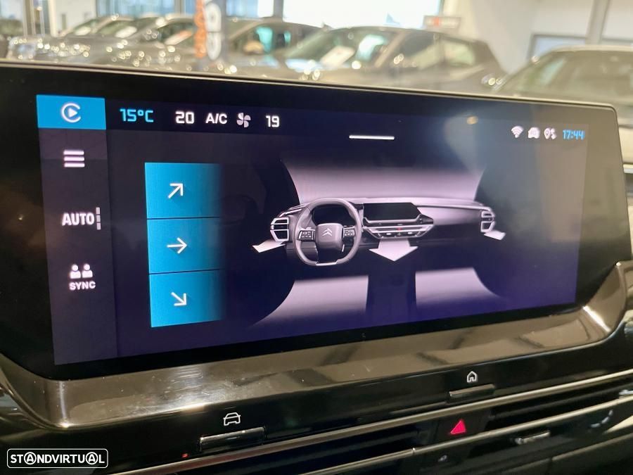 Citroën C5 X 1.2 PureTech Shine EAT8 - 26