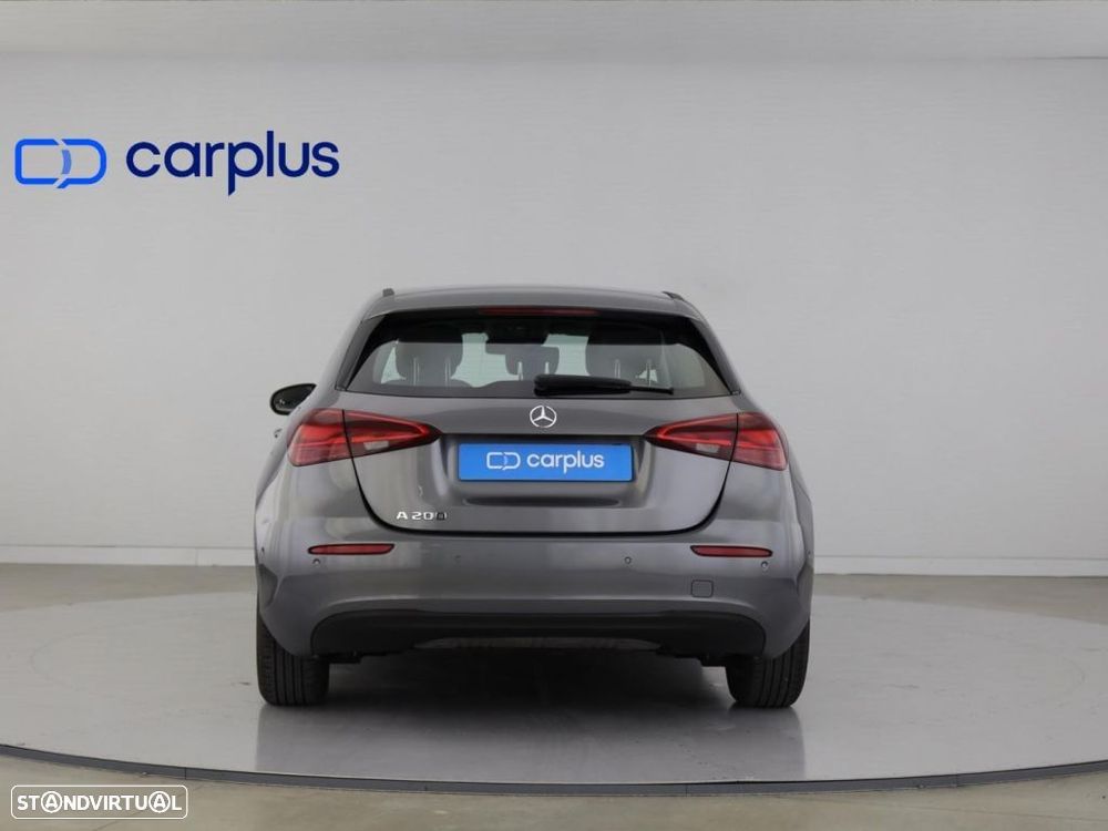 Mercedes-Benz A 200 Standard - 6