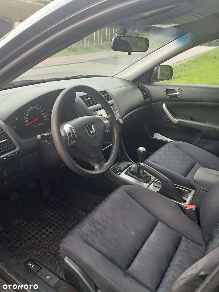 Honda Accord 2.0 Comfort - 9