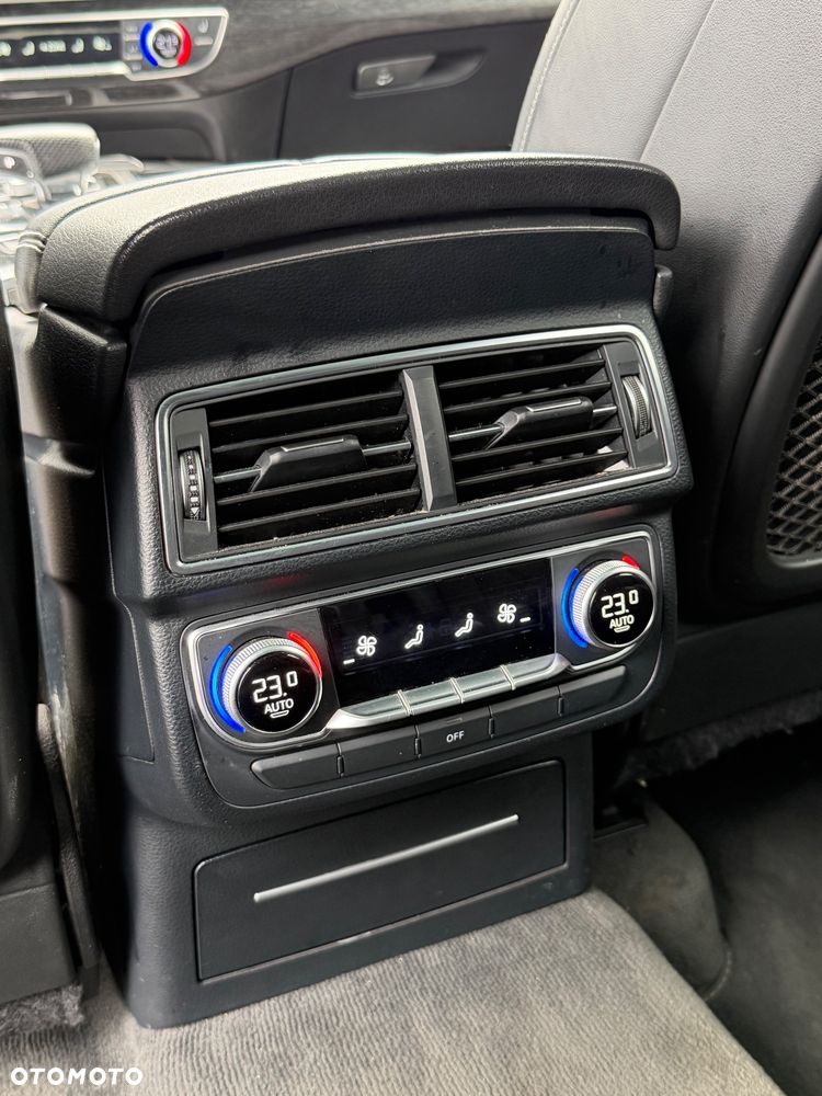 Audi Q7 - 37