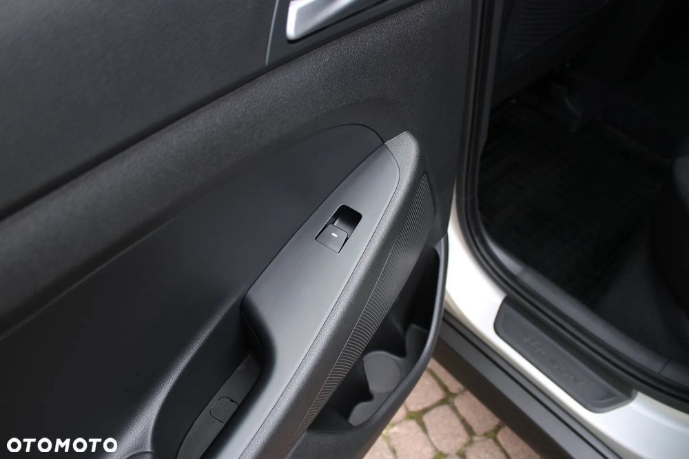 Hyundai Tucson 1.6 GDi Comfort 2WD - 18