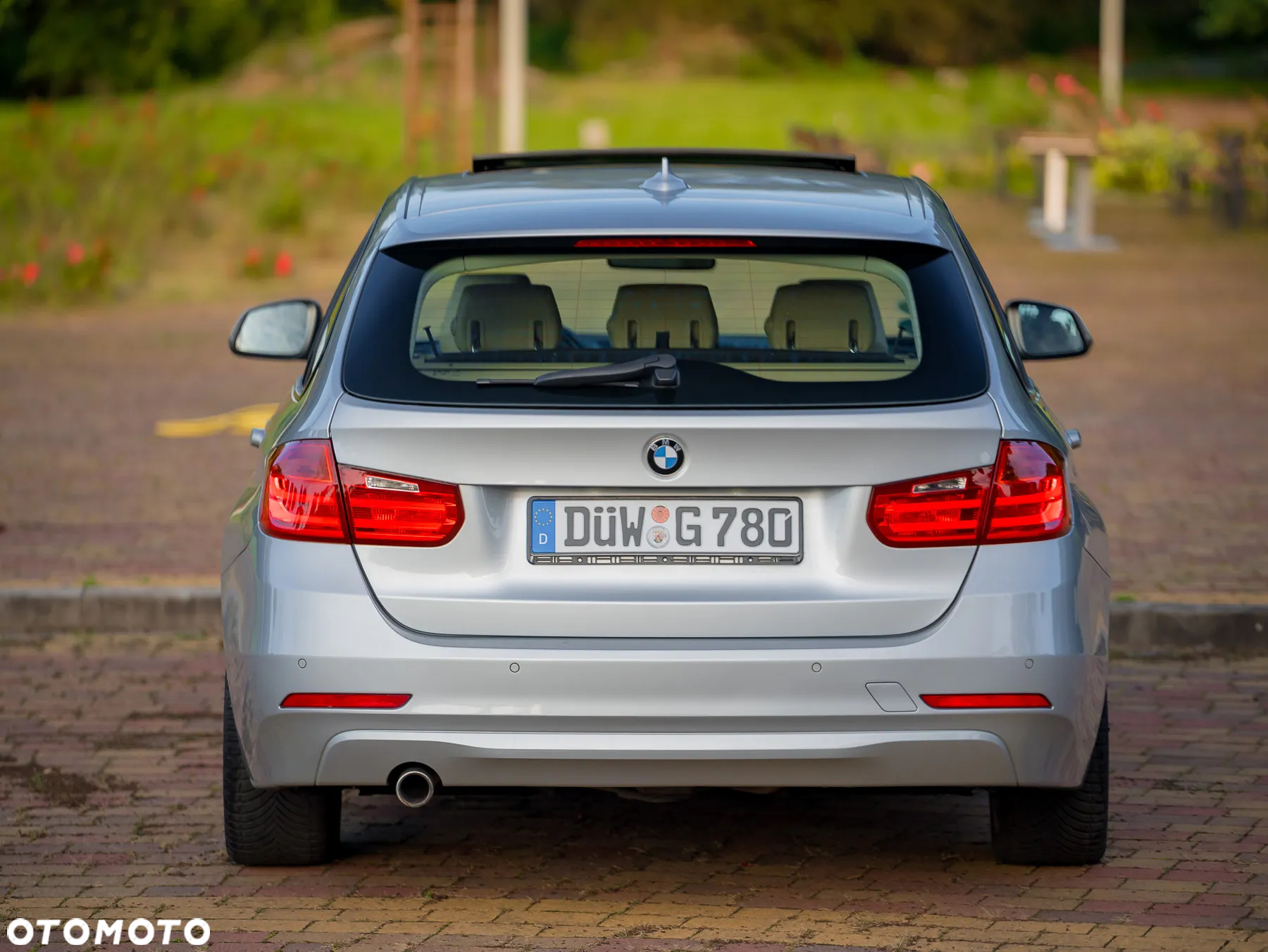 BMW Seria 3 318d xDrive Touring - 7