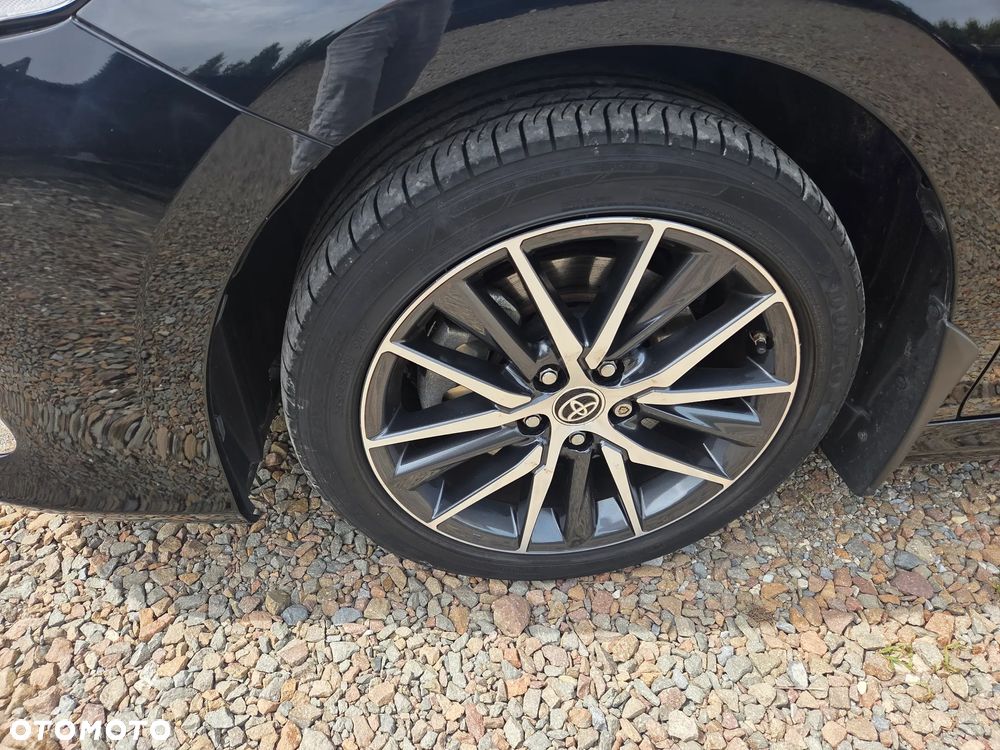Toyota Camry 2.5 Hybrid Executive CVT - 3