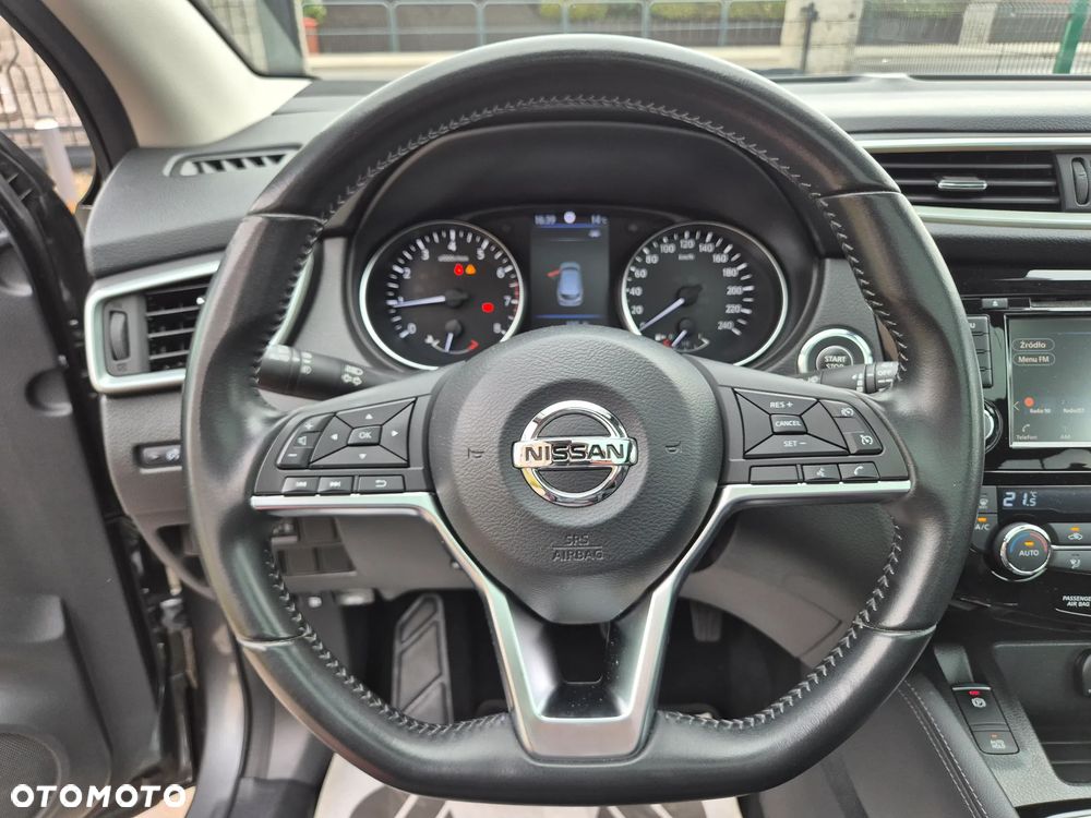 Nissan Qashqai 1.3 DIG-T N-Connecta - 14