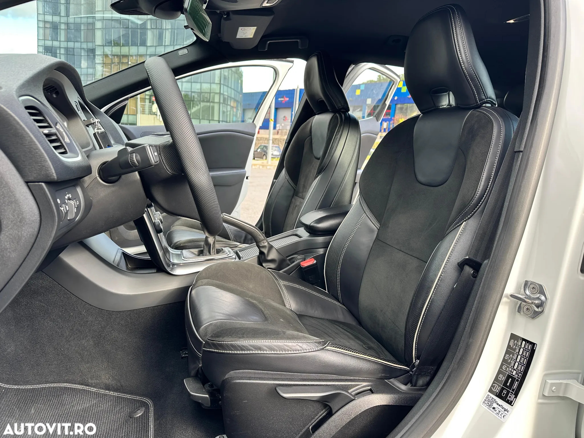 Volvo V40 D2 RDesign - 27