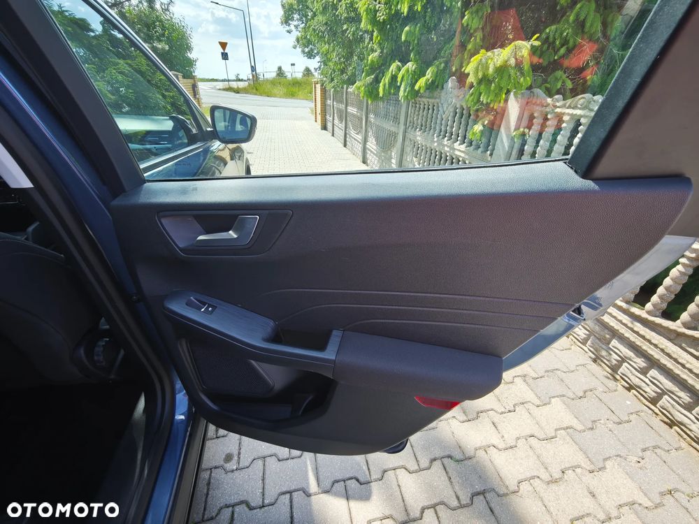 Ford Kuga 1.5 TDCi 2x4 Cool & Connect - 37