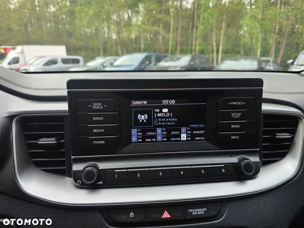 Kia Ceed 1.6 CRDi mHEV S - 17