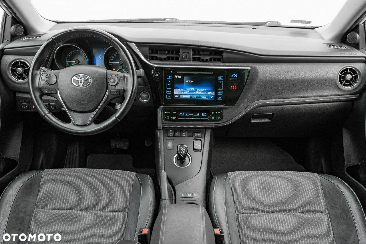 Toyota Auris Hybrid 135 Premium - 16