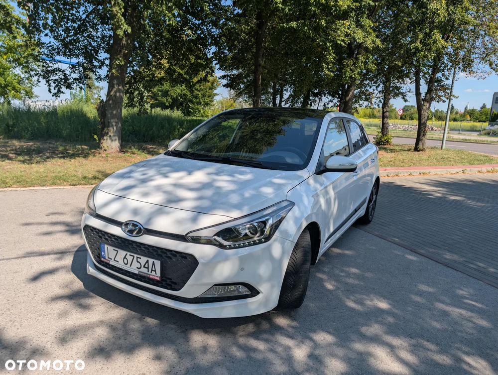 Hyundai i20 - 19