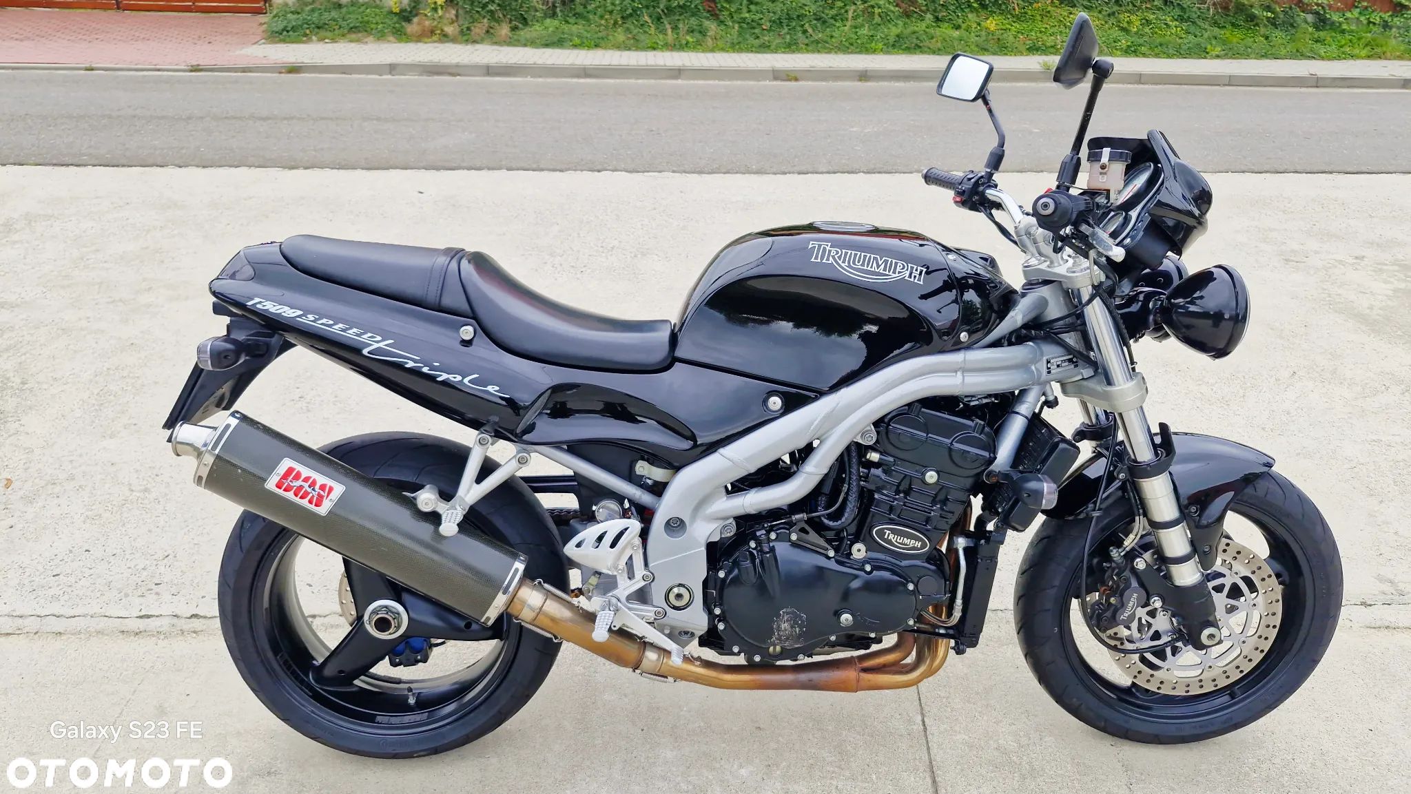 Triumph Speed Triple - 1