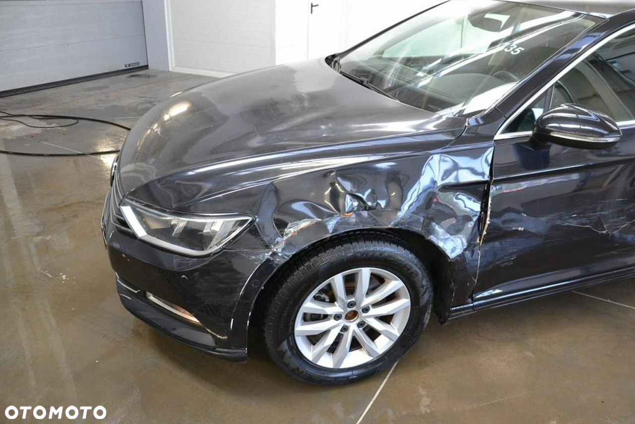 Volkswagen Passat - 18