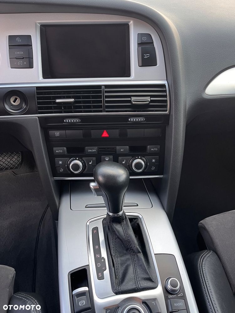 Audi A6 Avant 3.0 TFSI Quattro Tiptronic - 24