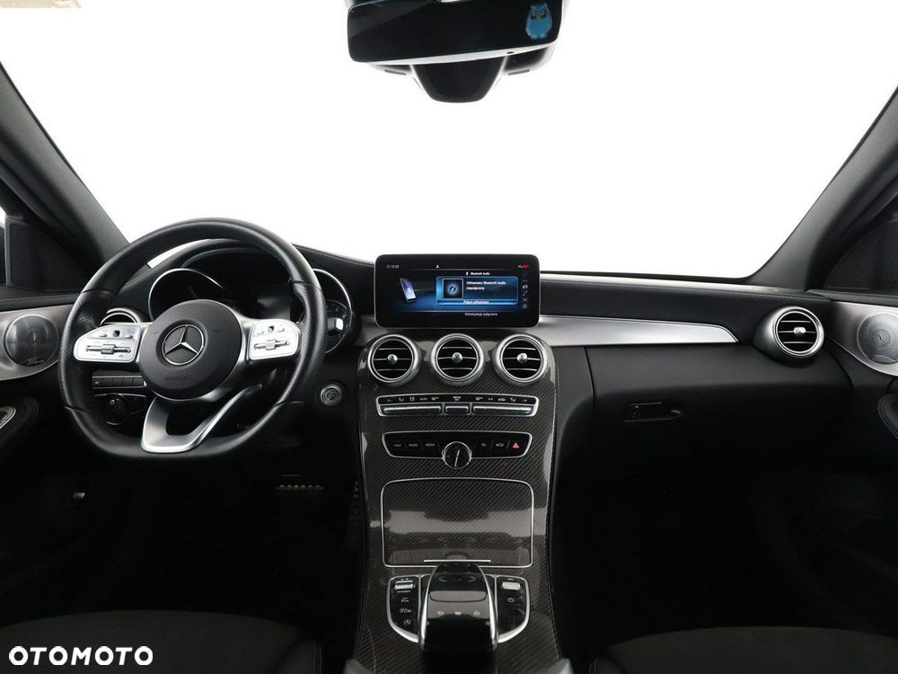 Mercedes-Benz Klasa C 300 4Matic 9G-TRONIC Night Edition - 16