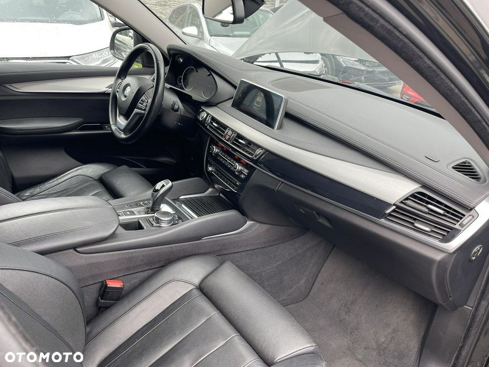 BMW X6 xDrive30d - 10