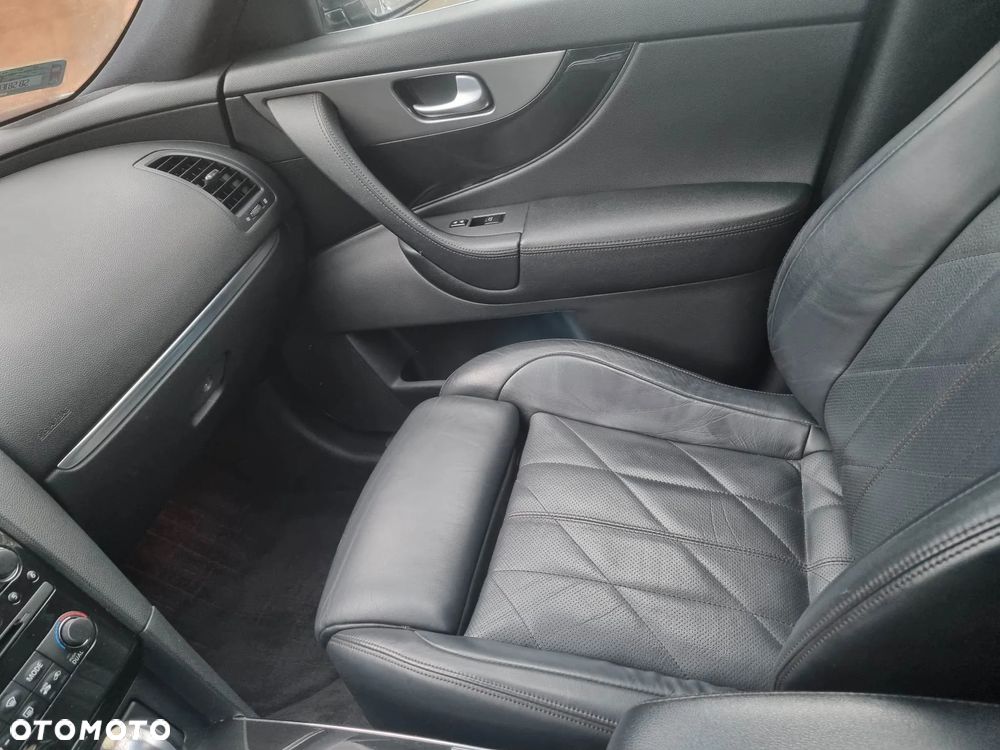 Infiniti FX FX30d S Premium - 11