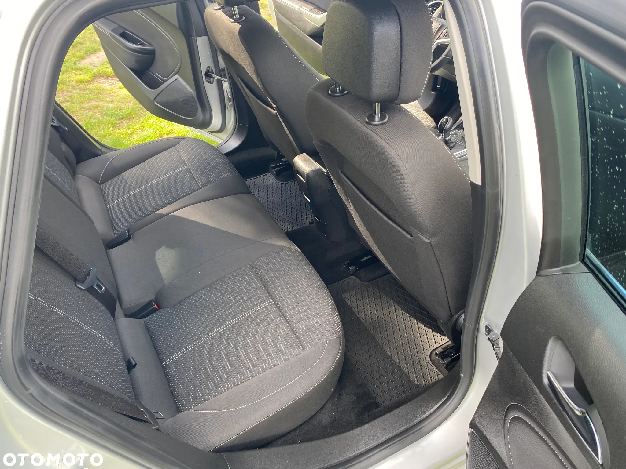 Opel Astra 2.0 CDTI Exklusiv - 11