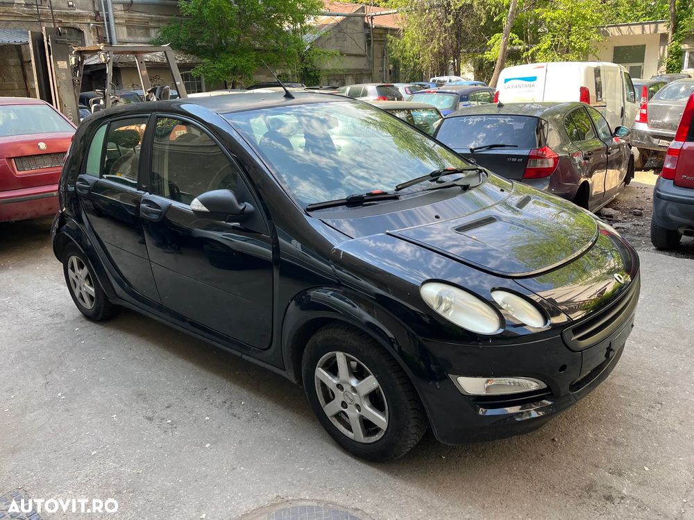 Dezmembrez Smart ForFour 2006 1,3 benzina negru - 1