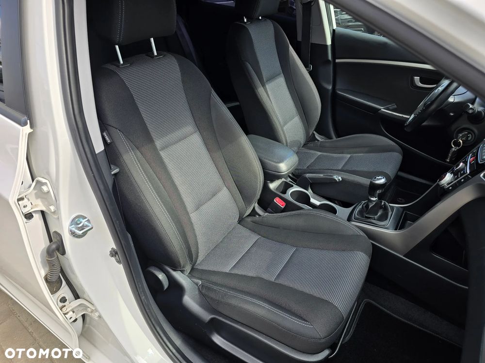 Hyundai i30 - 15