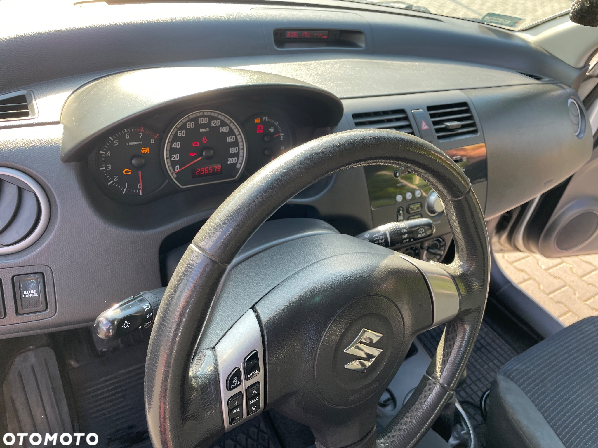 Suzuki Swift - 15
