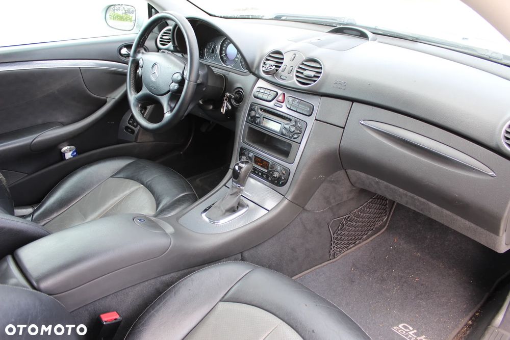 Mercedes-Benz CLK - 9
