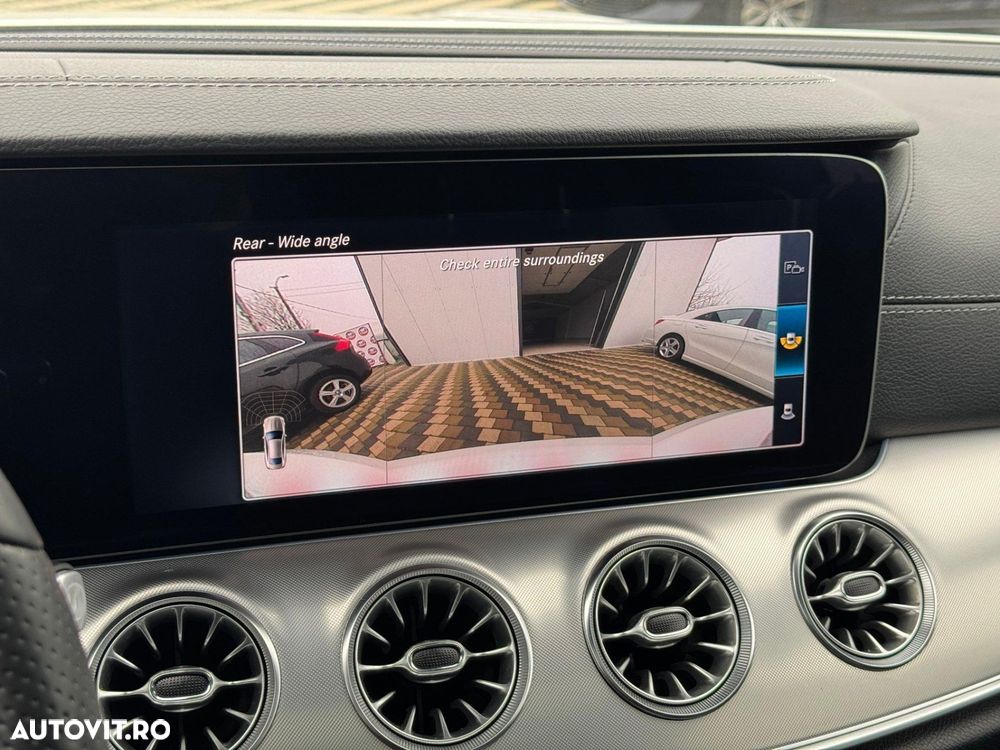 Mercedes-Benz E - 16