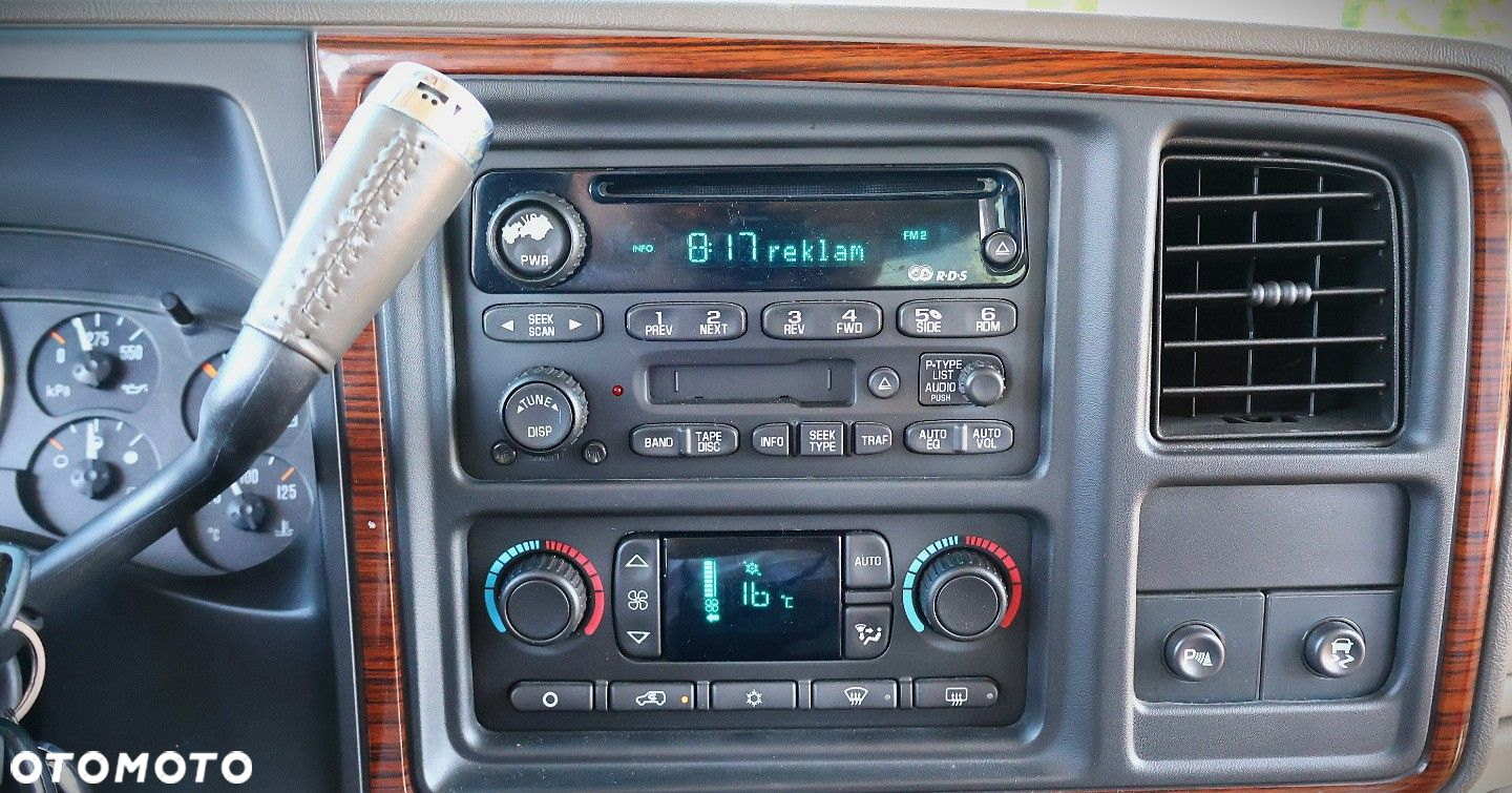 Cadillac Escalade - 21