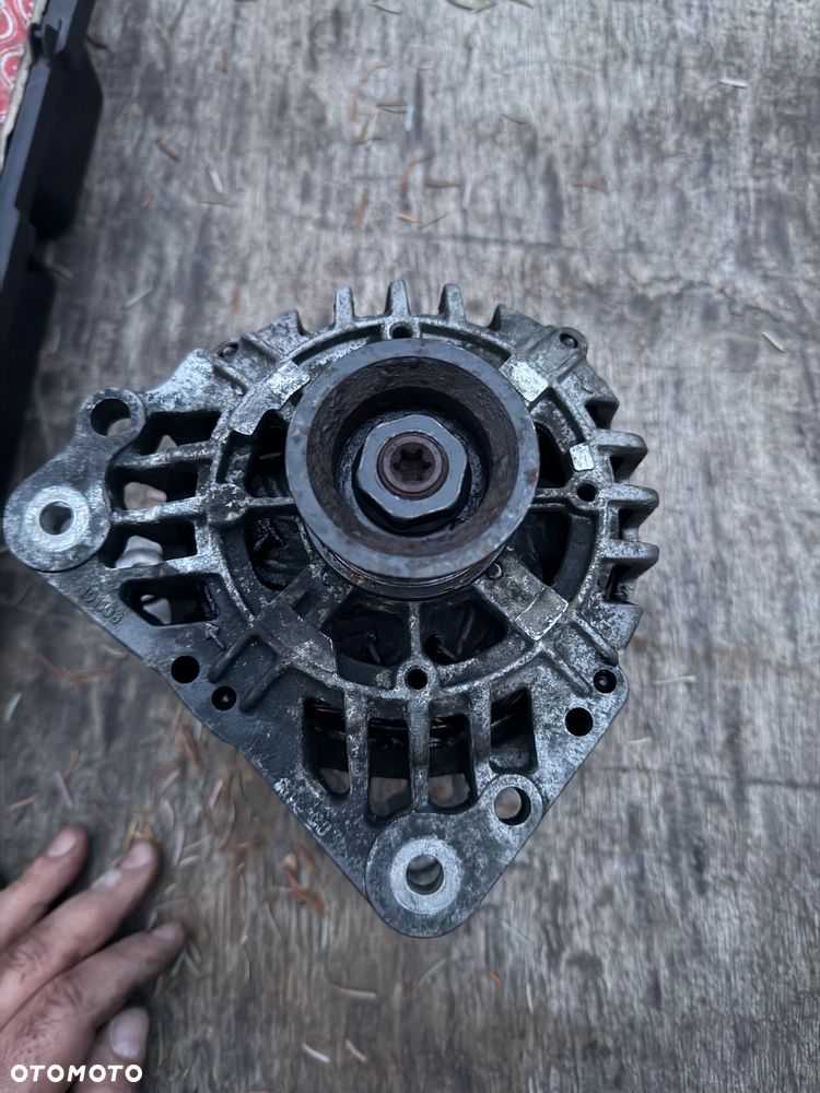 Alternator Skoda Fabia 1,2 6v Valeo - 1