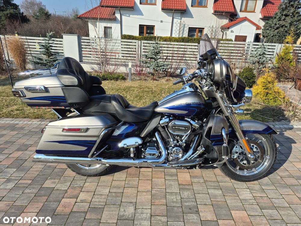Harley-Davidson Touring Ultra Limited - 2