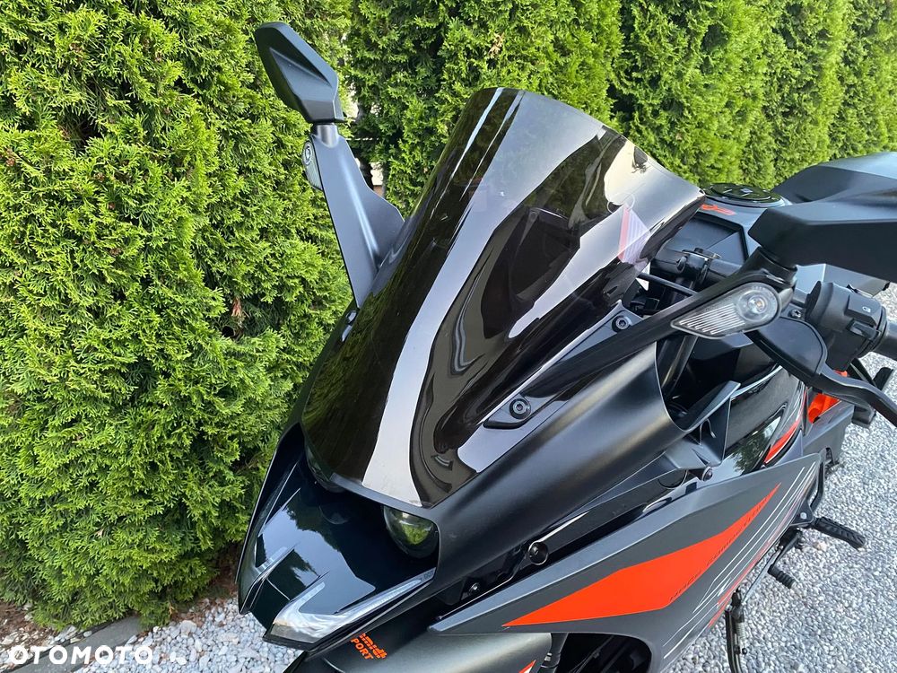 KTM RC 125 - 18