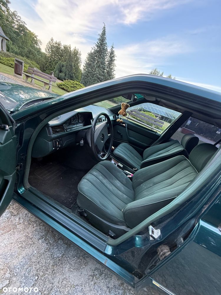 Mercedes-Benz W124 (1984-1993) - 10