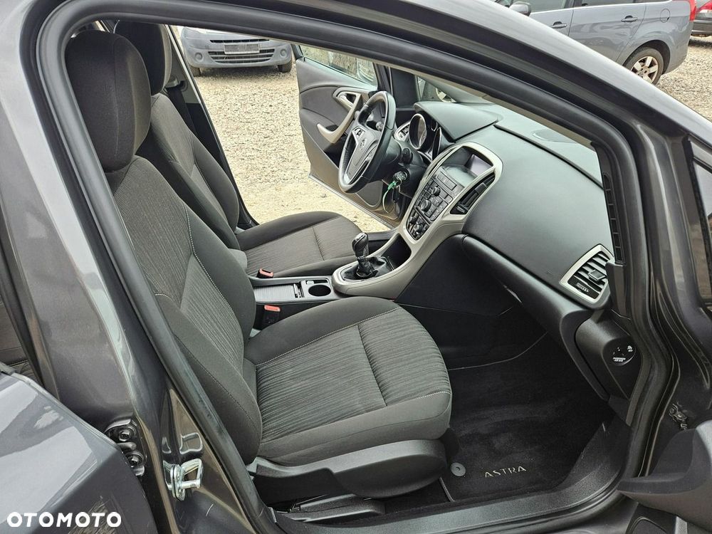 Opel Astra - 10