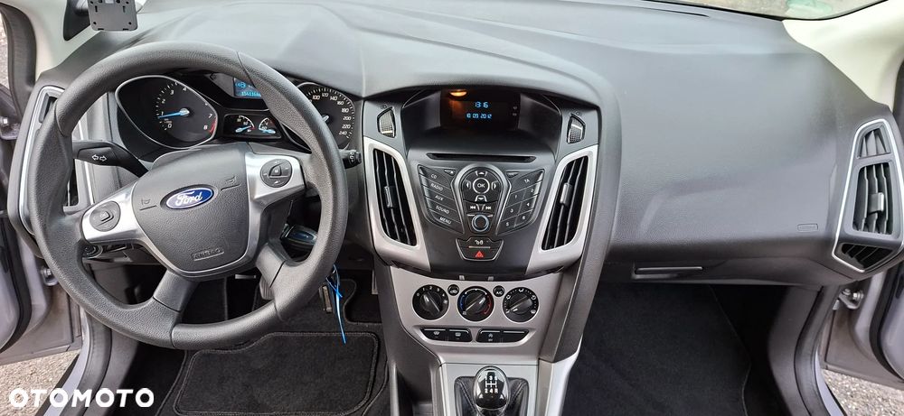 Ford Focus - 19