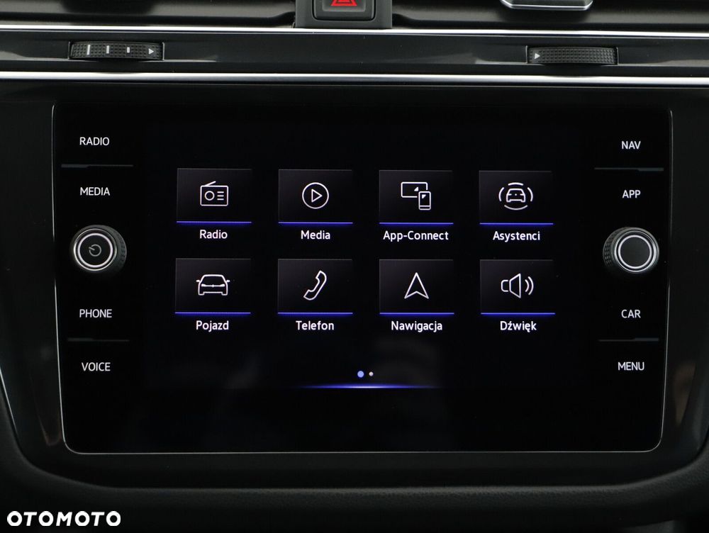 Volkswagen Tiguan - 12