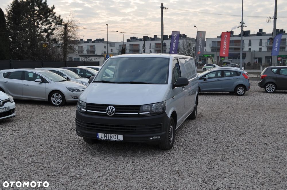 Volkswagen Transporter - 2