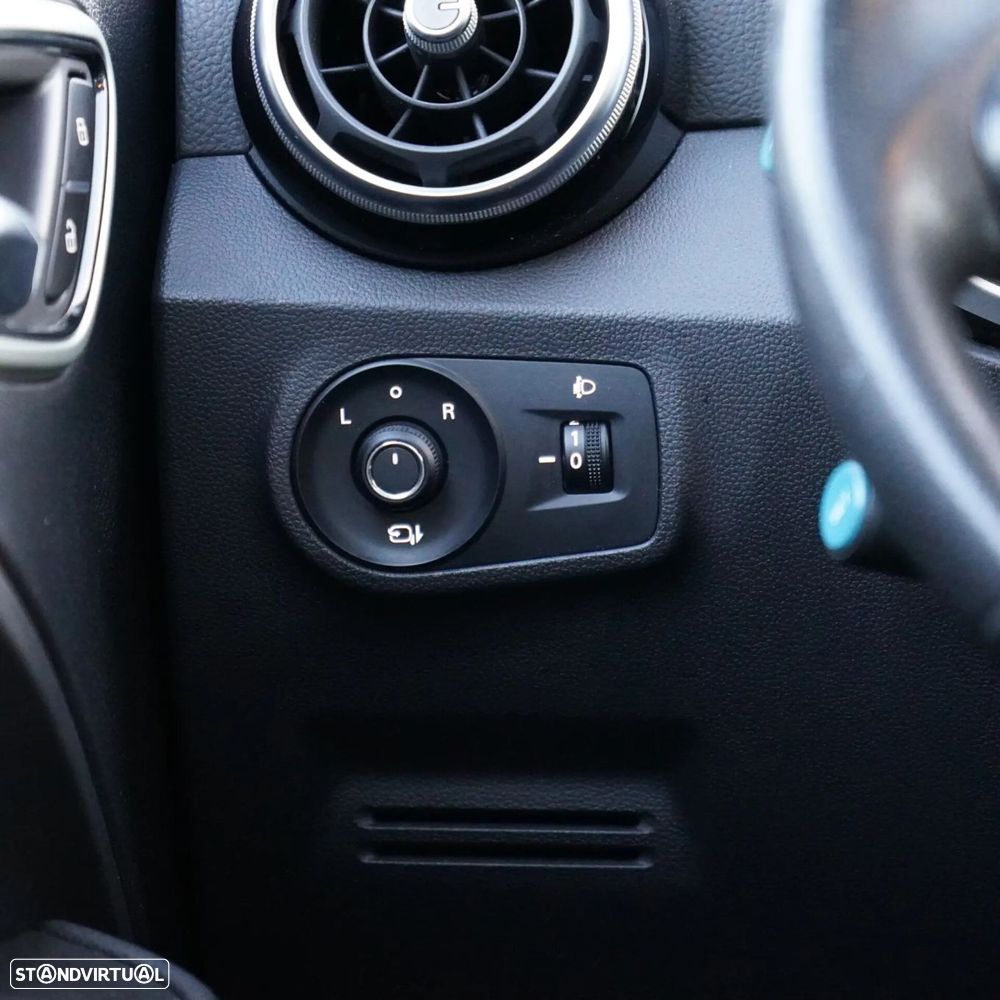 MG ZS EV 44.5 kWh Luxury - 28