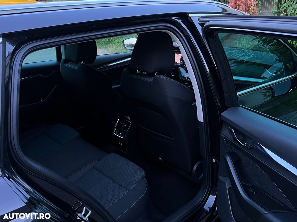 Skoda Octavia 2.0 TDI DSG Exclusive Plus - 8