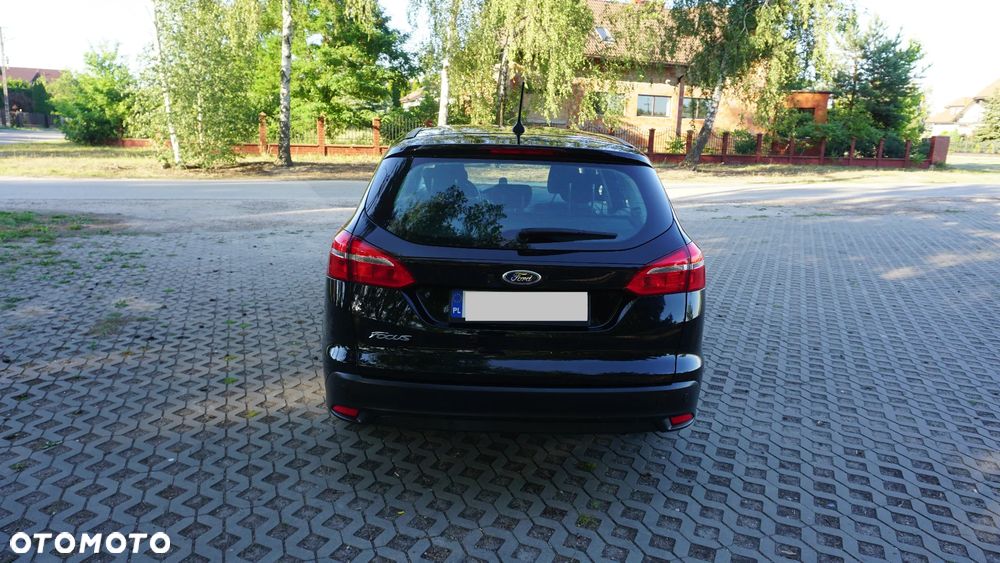 Ford Focus 1.6 SYNC Edition - 6