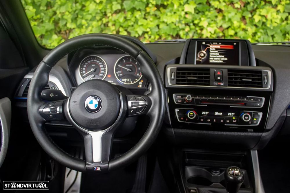 BMW 116 d Pack M - 15