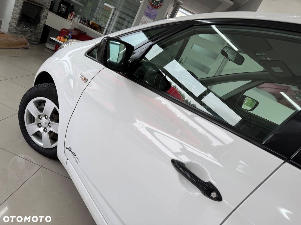 Kia Venga 1.4 CRDi M - 10