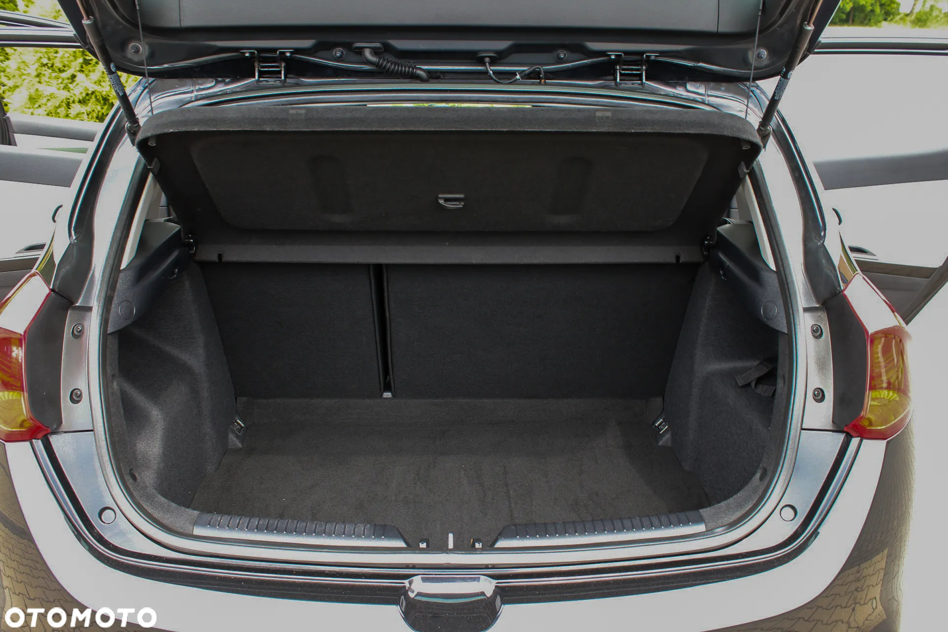 Kia Ceed 1.6 GDI Dream Team Edition - 39