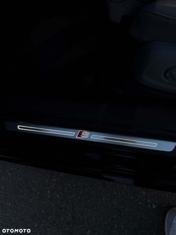 Audi A4 Avant 2.0 TDI Sport S tronic - 19