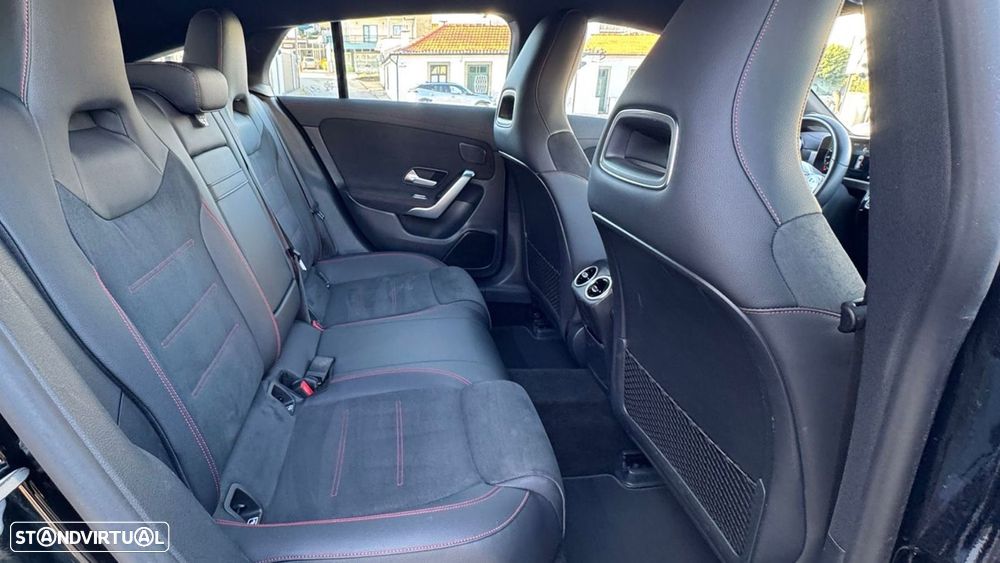Mercedes-Benz CLA 180 d Shooting Brake AMG Line - 13