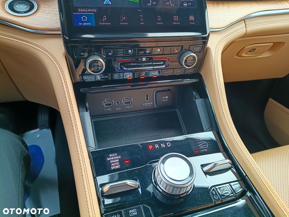 Jeep Grand Cherokee - 18