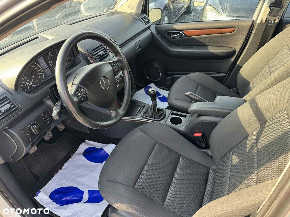 Mercedes-Benz Klasa A 160 CDI Avantgarde - 8