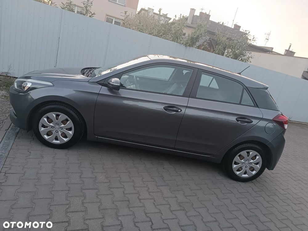 Hyundai i20 1.4 Comfort - 5