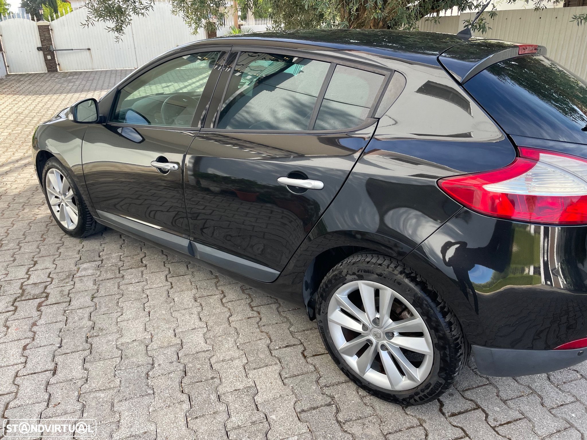 Renault Mégane 1.5 dCi Dynamique - 4
